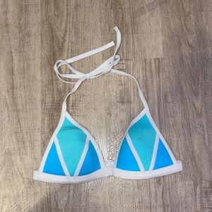 Women’s Triangle Bikini Top